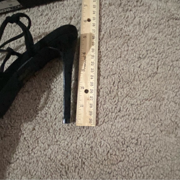 Fashion Nova Black Strappy Lace up Heels Size 10 - Picture 7 of 8